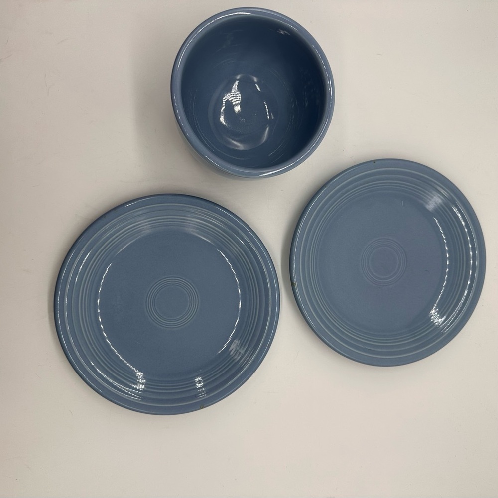 Fietsawear Periwinkle Blue Chili Bowl & 2 Saucers Vintage Homer Laughlin